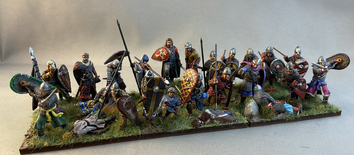 Oldwargamer's tweet photo. Finished some #Normans, these are mostly 3D resin printed from #ReconquerDesigns, with a few metal minis thrown in to make the bases heavy.
#wargaming #wargames #wargames #28mm https://t.co/7qPchNVZ6z