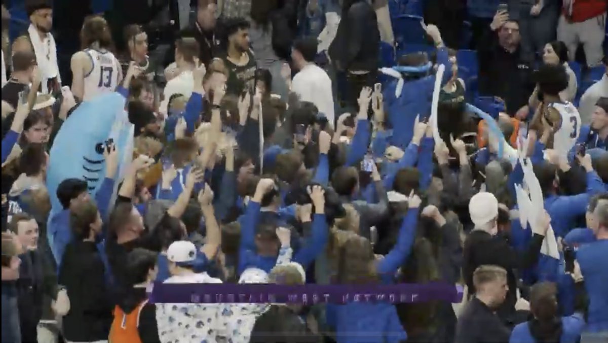 mid_madness's tweet photo. BOISE STATE PICKS UP ANOTHER TOP 25 WIN!

THE NATION’S LONGEST HOME WIN STREAK IS STILL ALIVE! https://t.co/8PU1xS81pG