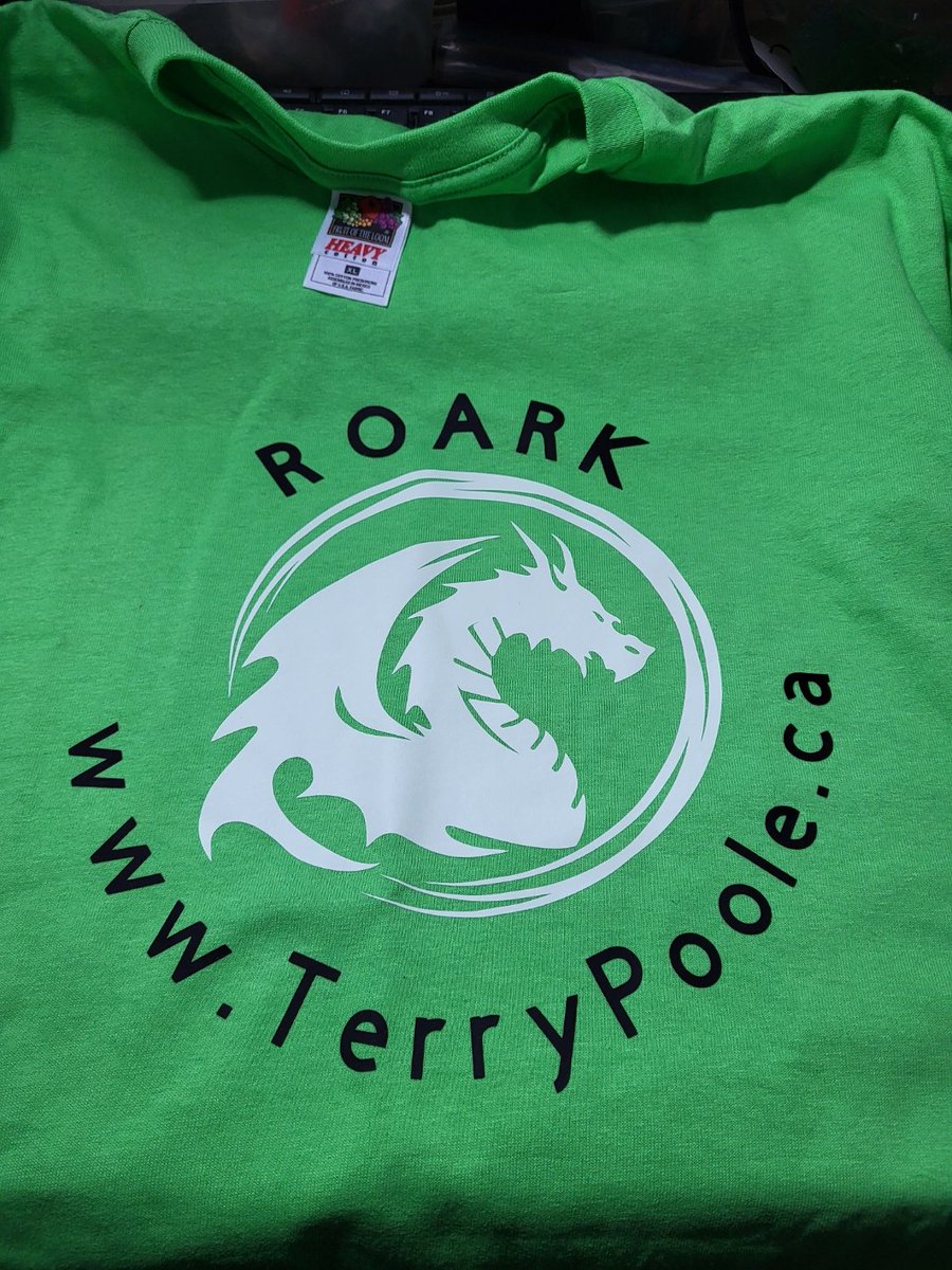 So, I did a thing. The center glows in the dark. Might sell these on my new site shop. Thoughts? #WriterCommunity #booklovers #dragons #readingcommunity