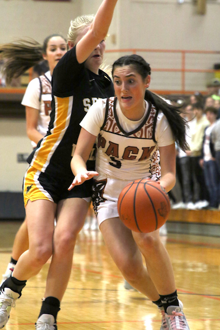 TheManiacHiker's tweet photo. GirlsBB-Crawford County 48, Springs Valley 36...Crawford County-Emery Stroud 14, Maddyson Sturgeon 10...Springs Valley-Gracie Breedlove 12, Maci Eckerty 9...Crawford County improves to 16-3, Springs Valley drops to 16-3..... https://t.co/Ntiql1w1qB