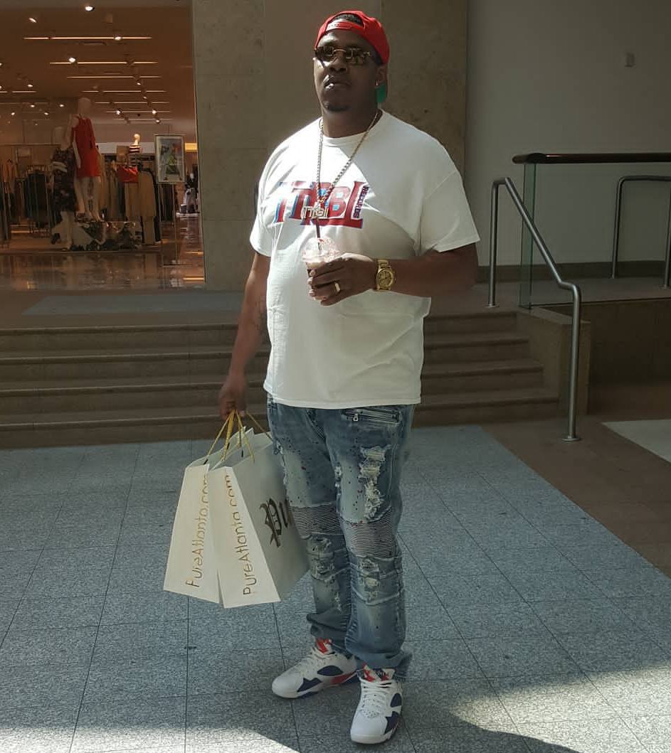 1kingfletch's tweet photo. IYKYK #UTWLEGEND 🤟🏾👑😎⏳⌛🤫 https://t.co/xHmvX56qEh