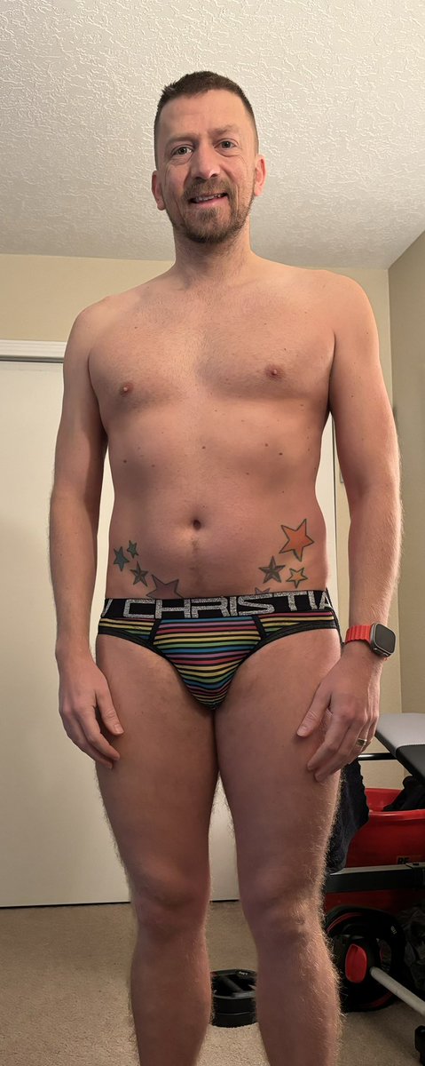 MJC_505's tweet photo. Day 9 and feeling fine! #gay #gaynm #gay505 @andrewchristian https://t.co/7Ubg9UDSIP