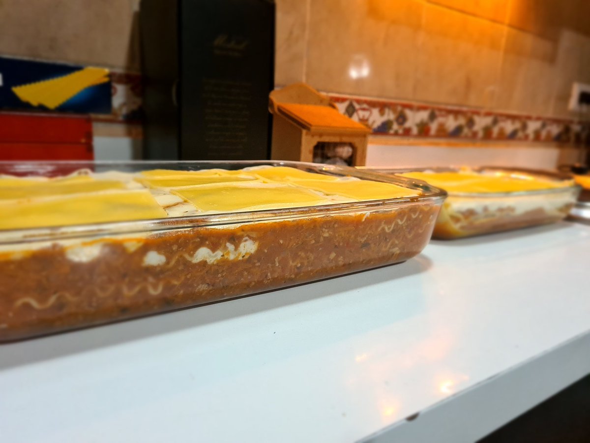 Listas mis 2 lasagnas para el almuerzo de mañana 🤗👩🏼‍🍳 #CookingWithLove