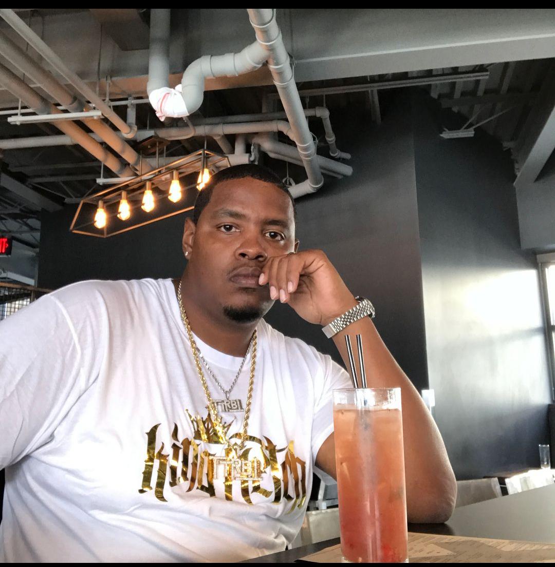 1kingfletch's tweet photo. How bosses spend spare time. It's lonely at the top 🥶 🤟🏾👑⏳⌛ #UTWLEGEND #FEDERAL https://t.co/aMmBtEtM7W