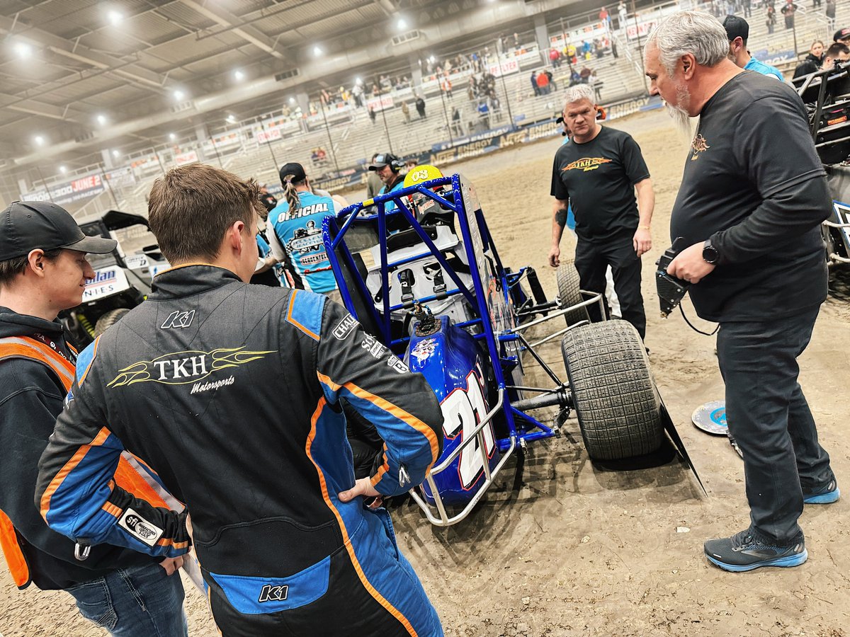 Make it a new Chili Bowl career-best for @KameronKey_21!

He drives the TKH Motorsports #21J to a 5th place outing on Tuesday, sending him to Saturday’s B-Main again — hoping for that first Championship A-Main appearance on Saturday.