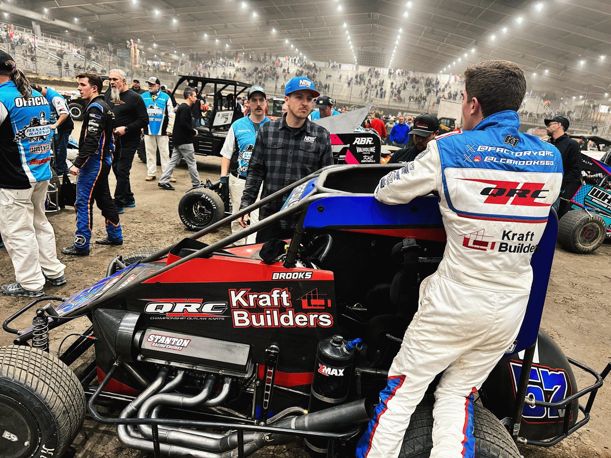 Walkapedia_'s tweet photo. Another strong outing for @MattWoodRacing!
@LCBrooks60 guides the #57W from 14th to 7th, keeping him alive for a chance at his first Chili Bowl Championship A-Main appearance through Saturdayโs B-Main. https://t.co/Lm5mSUVKIY