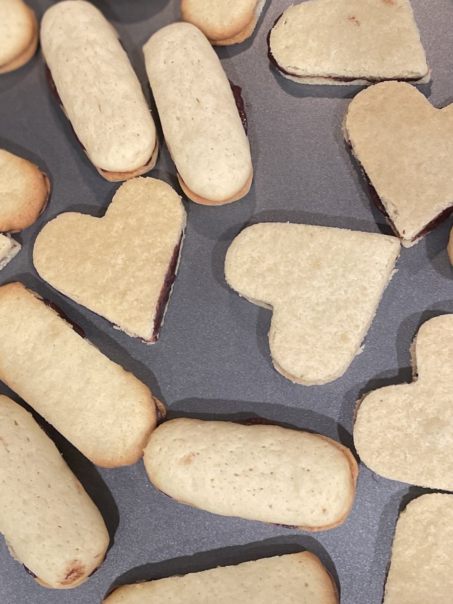 Andrew Leeds tweet media