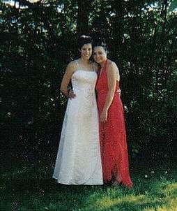 vanessalewis_'s tweet photo. My daughter playing dress up in my prom dress. Dress still fits too 
Prom was 2005….memories https://t.co/ebMbdoMN8o
