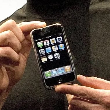 PopBase's tweet photo. The first iPhone was unveiled 17 years ago today. https://t.co/1Ef3EmMcbZ