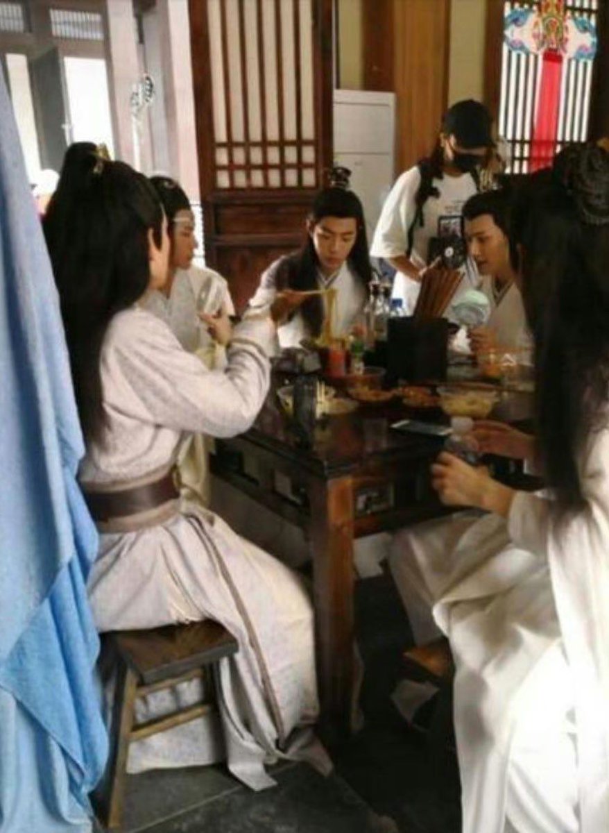 HourlyizhanI's tweet photo. I haven’t seen these pictures before 😭 #WangYibo #XiaoZhan #YiZhan https://t.co/kVKCpHvdUJ