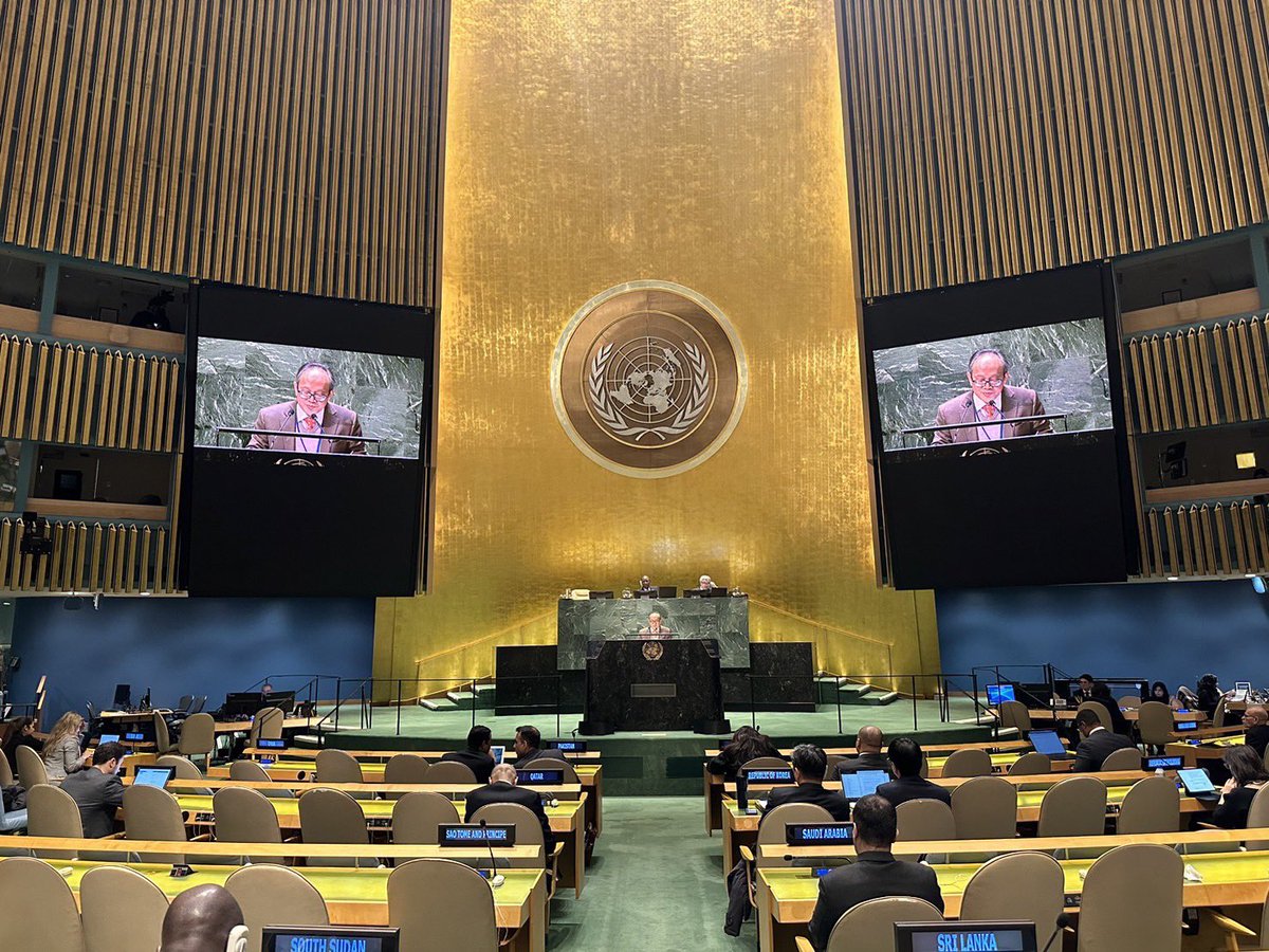 At the #UNGA plenary on the use of veto regarding the Situation in the Middle East, 🇹🇭 reiterate its position in calling for a ceasefire, unimpeded aid delivery, and immediate & unconditional release of hostages. UNSC must be united in discharging its duties based on #UNCharter