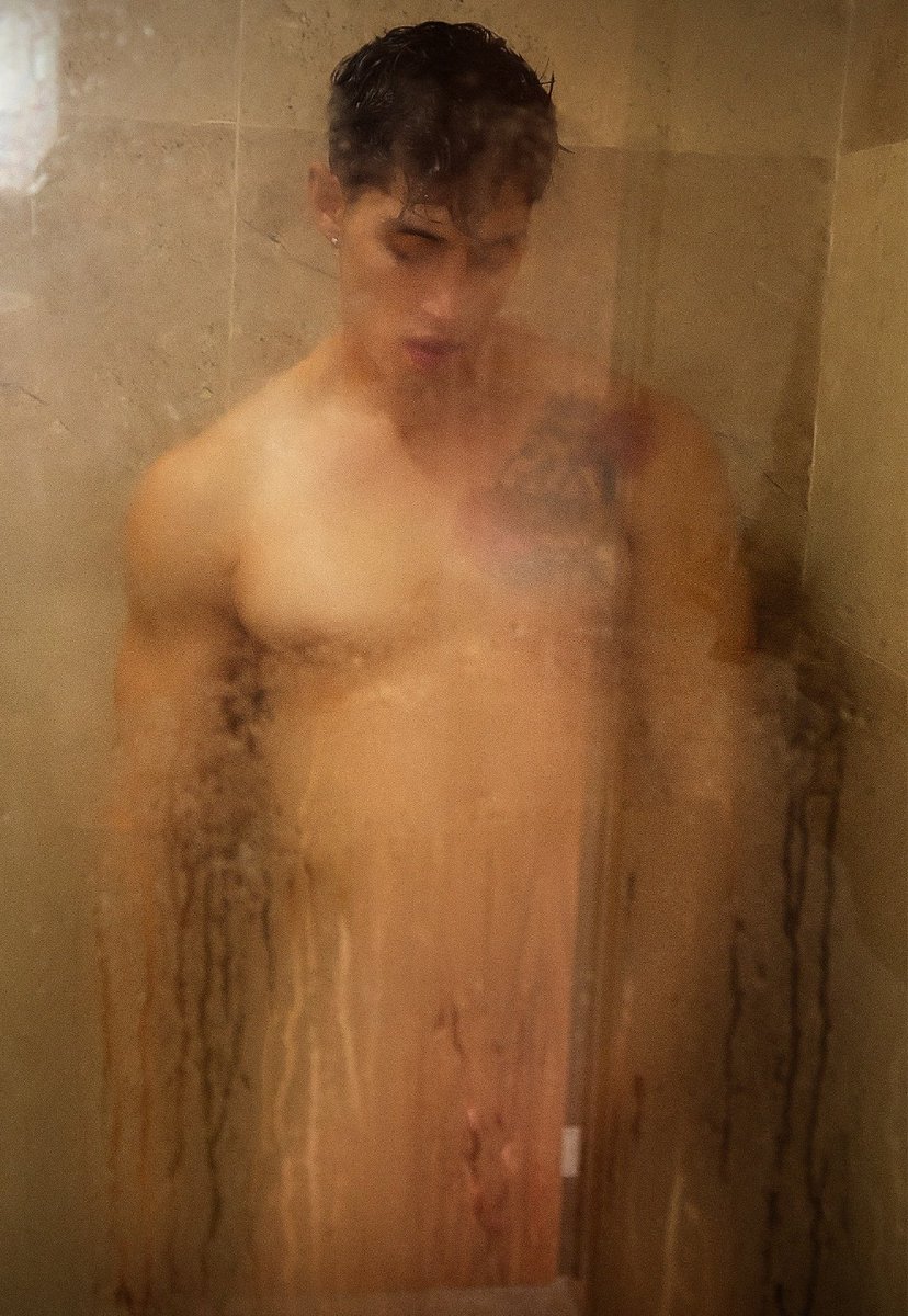 Robbie Mora tweet media