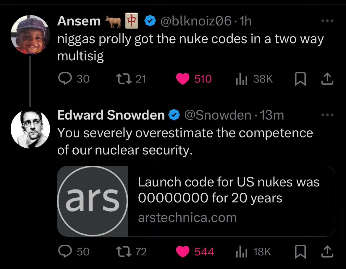 Topo_G's tweet photo. This is full simulation mode. 

Got Snowden replying to @blknoiz06 

I need a drink; I don’t drink https://t.co/NvbWEGl9a8
