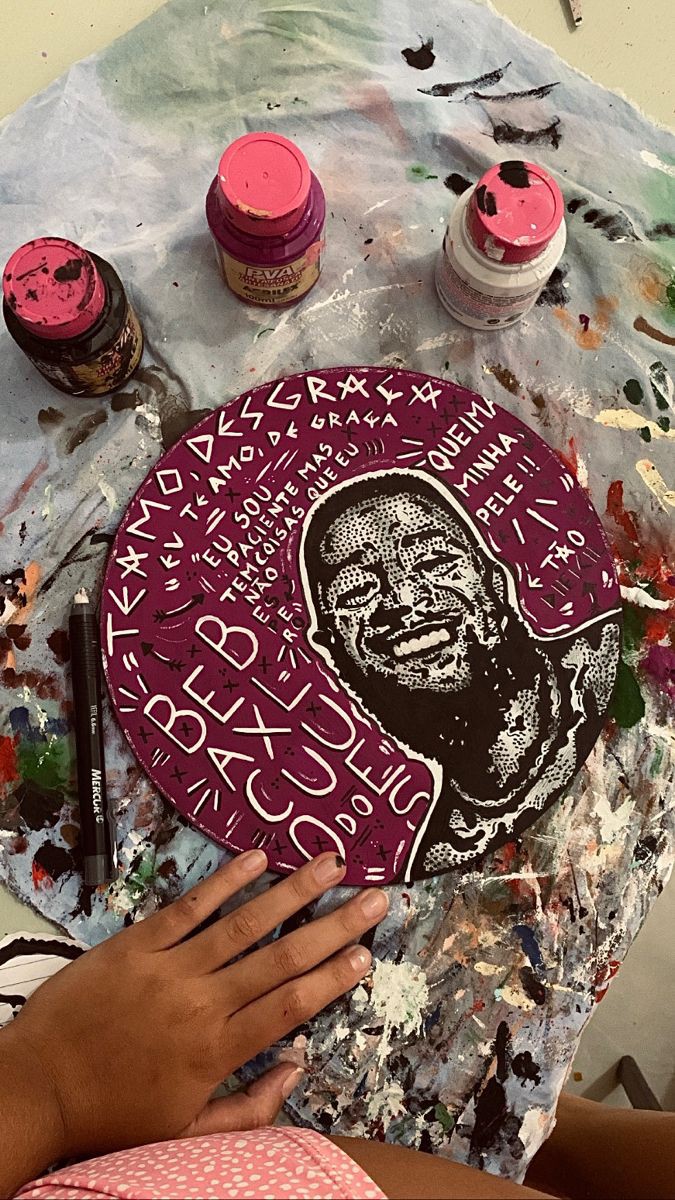 fazendo arte. 🩶