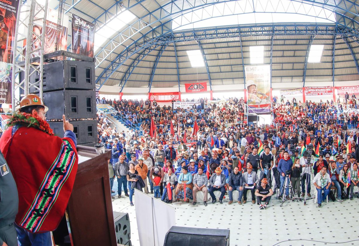 LuchoXBolivia's tweet photo. Celebramos el 53 aniversario de nuestra Empresa Metalúrgica Vinto y el Día del Trabajador  Metalurgista en #Oruro. La minería se ha ido recuperando paulatinamente llegando a ser una de las principales fuentes de ingresos económicos para el país, y gracias al importante apoyo que dimos a esta empresa estratégica, Vinto genera importantes divisas en beneficio de las y los bolivianos. ¡Felicidades!
