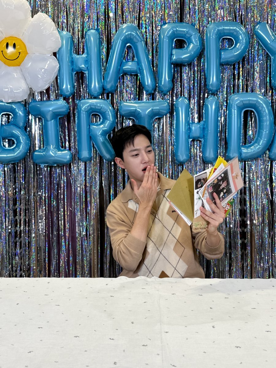 golchjp's tweet photo. HBD 🍞 https://t.co/rEDRzrODJ8