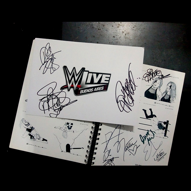 N_edv's tweet photo. Short story. In 2018 @JinderMahal was the 1st #WWE champion to compete in my country.
At M&amp;G he recognized my work and asked his colleagues to sign an extra piece for me.
So there is no doubt that I will always be on the Modern Day Maharaja's side.

#JinderMahal #LetsGoJinder https://t.co/jiyuV8cmZr