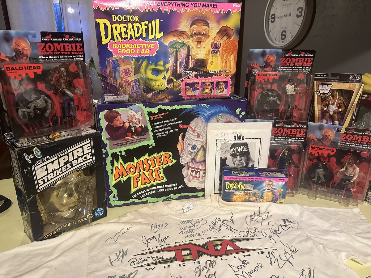 cojostoyworld's tweet photo. New stuff hitting the sales floor!

Open this week:
Wed. 11am until 6pm
Thu. 11am until 6pm
Fri. 11am until 6pm
Sat. 11am until 4pm

#vintagetoys #Hulkster #cojostoyworld #DoctorDreadful #monsterface #tnawrestling #toystore https://t.co/0YZZicJOoF