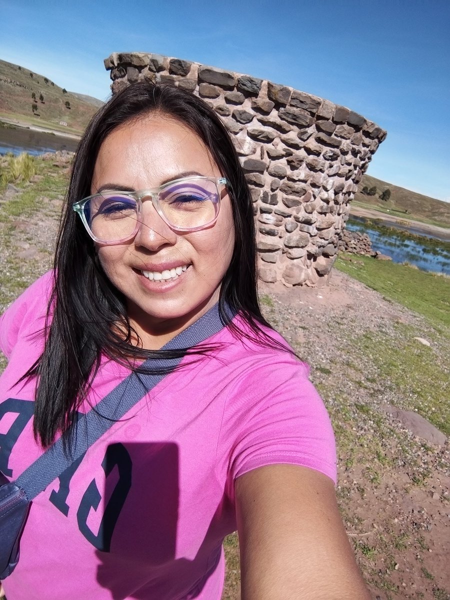 AreliCabrera2's tweet photo. Los Uros - Puno https://t.co/BSITA7EH3U