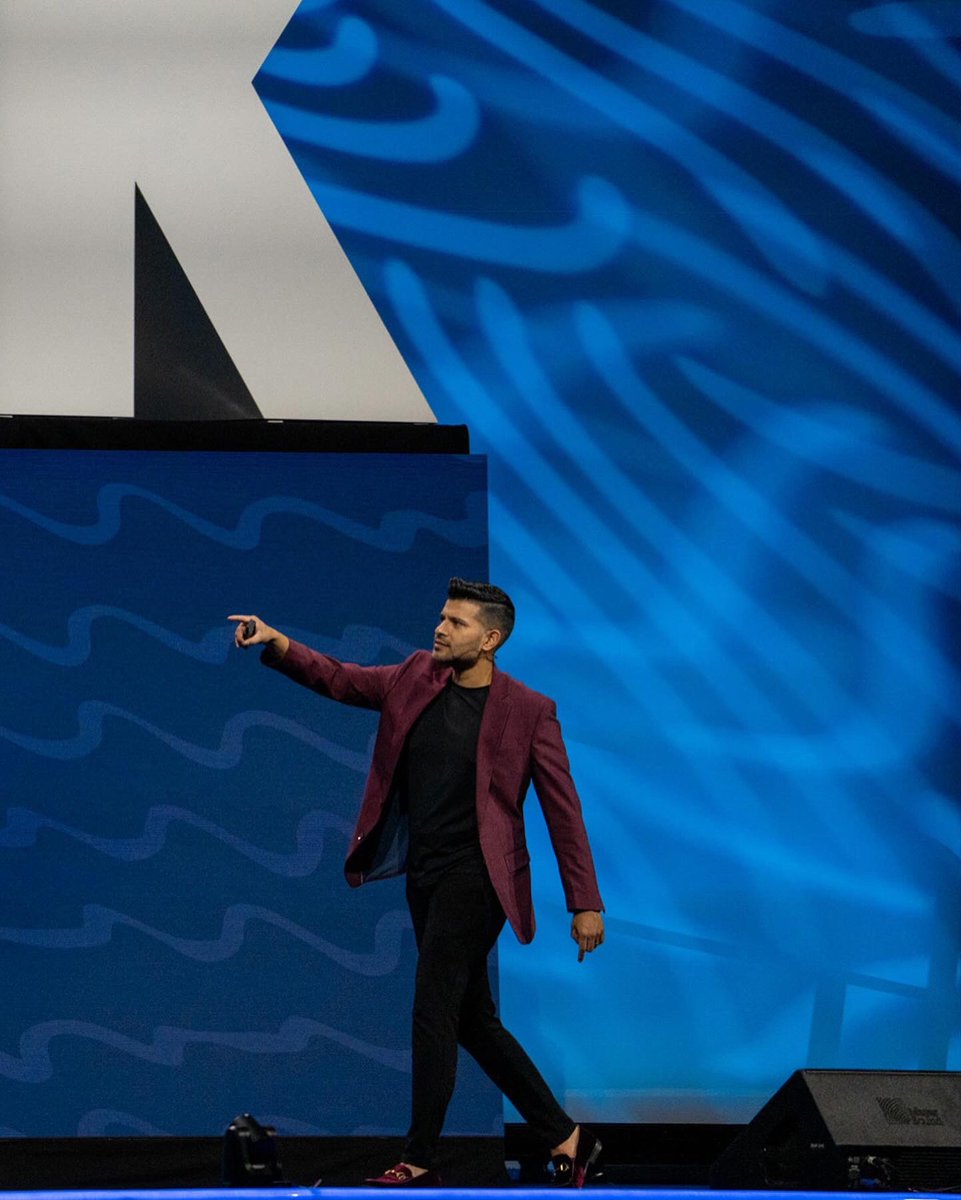 Shawn Kanungo (@shawnkanungo) on Twitter photo An absolute honour to be on the Main Stage this afternoon at <a href="/pcmahq/">PCMA</a> Convening Leaders.
Such an incredible community!
#PCMACL #PCMACL24 #CL24
<a href="/speakinc/">SpeakInc</a>
<a href="/SpeakersDotCa/">Speakers Spotlight</a>
<a href="/visitdetroit/">Visit Detroit</a>
<a href="/pcmaconvene/">Convene Magazine</a> An absolute honour to be on the Main Stage this afternoon at <a href="/pcmahq/">PCMA</a> Convening Leaders.
Such an incredible community!
#PCMACL #PCMACL24 #CL24
<a href="/speakinc/">SpeakInc</a>
<a href="/SpeakersDotCa/">Speakers Spotlight</a>
<a href="/visitdetroit/">Visit Detroit</a>
<a href="/pcmaconvene/">Convene Magazine</a>