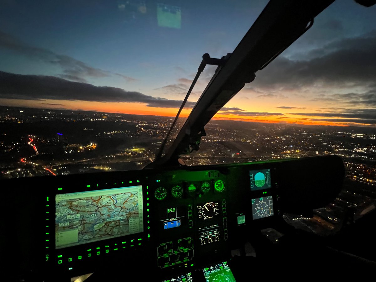 PSOSAir's tweet photo. The crew were able to catch this image of the sunset as they transited South West in the direction of Ayrshire. Goatfell on Arran is visible on the horizon to the cockpit's right. #PoliceAirSupport #KeepingPeopleSafe https://t.co/ujZwBPKwAR