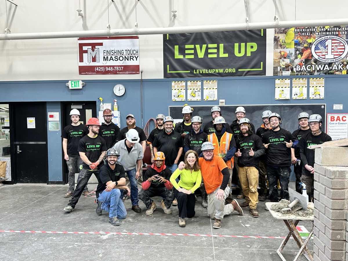 levelupnw's tweet photo. Yesterday, @RepKimSchrier visited our Western WA Masonry Trades Apprenticeship and Training - @BACWWA Local 1 center to get an overview of our programs and hear from our apprentices, instructors, and contractors to discuss the benefits of Union apprenticeship education. https://t.co/WnK1PwtNZu