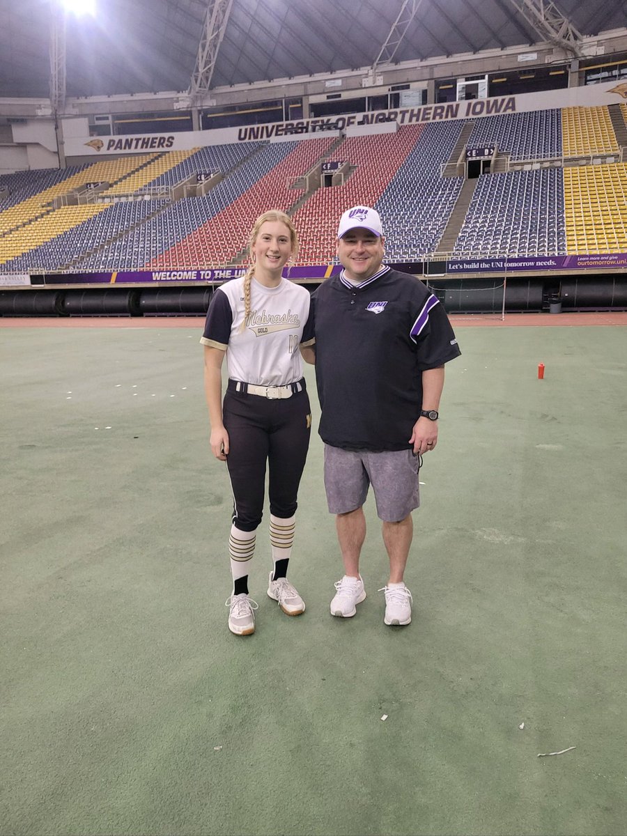 MylieHatfield's tweet photo. Thank you @UNISoftball for hosting a great camp this weekend! I was able to learn many new skills that can help me continue to improve. Thank you to all the coaches and players that I was able to learn from! @CoachMWright3 https://t.co/VVOhMpeaE3