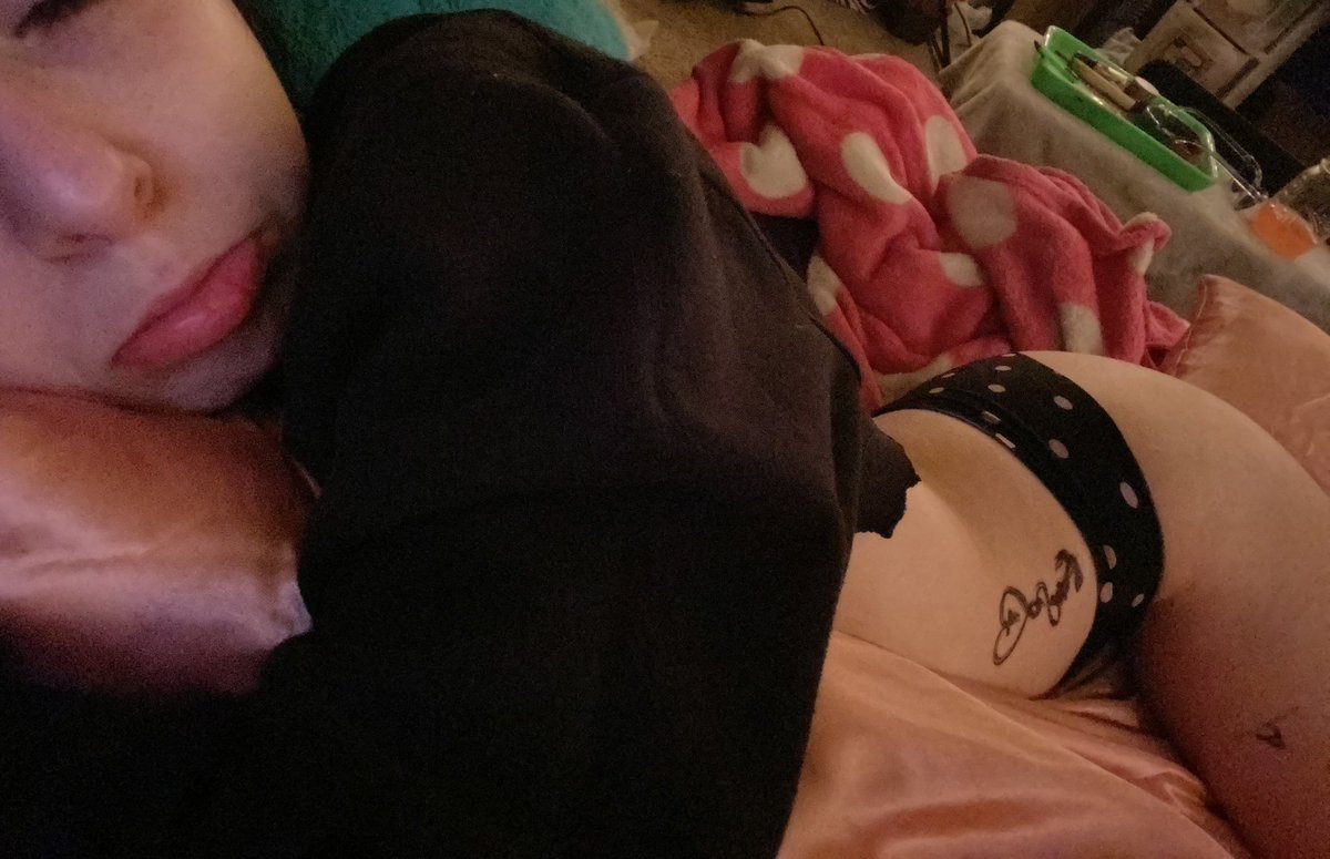 wayoverdose's tweet photo. Been inactive😫. Lots going on recently, why don’t u come fuck me to make me feel better? repost if u would fuck me if u could☺️(not real tattoo):#nsfw #nsfwtwtًً #horny #active #paypig #paypigswanted #Petite #tiny #tinykink #kinky #kink #ContentCreator #seller #buyer #cnc #DDLG https://t.co/Rvo7A4AJ4i