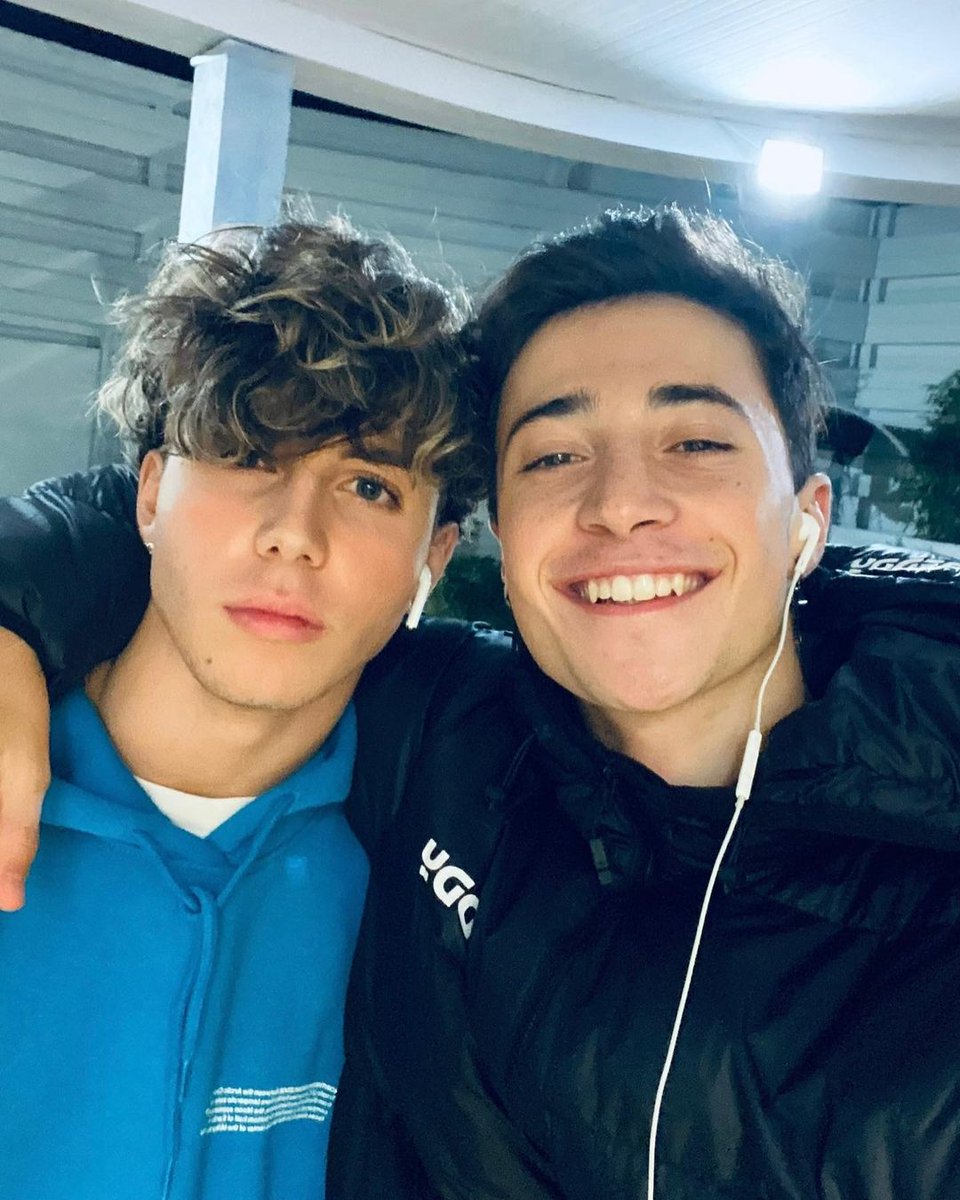 zaynshappiness's tweet photo. #mz20
la dedica dell'anno scorso per il compleanno di mattia più importante di tutte:

vado a piangere https://t.co/a975btp6EV