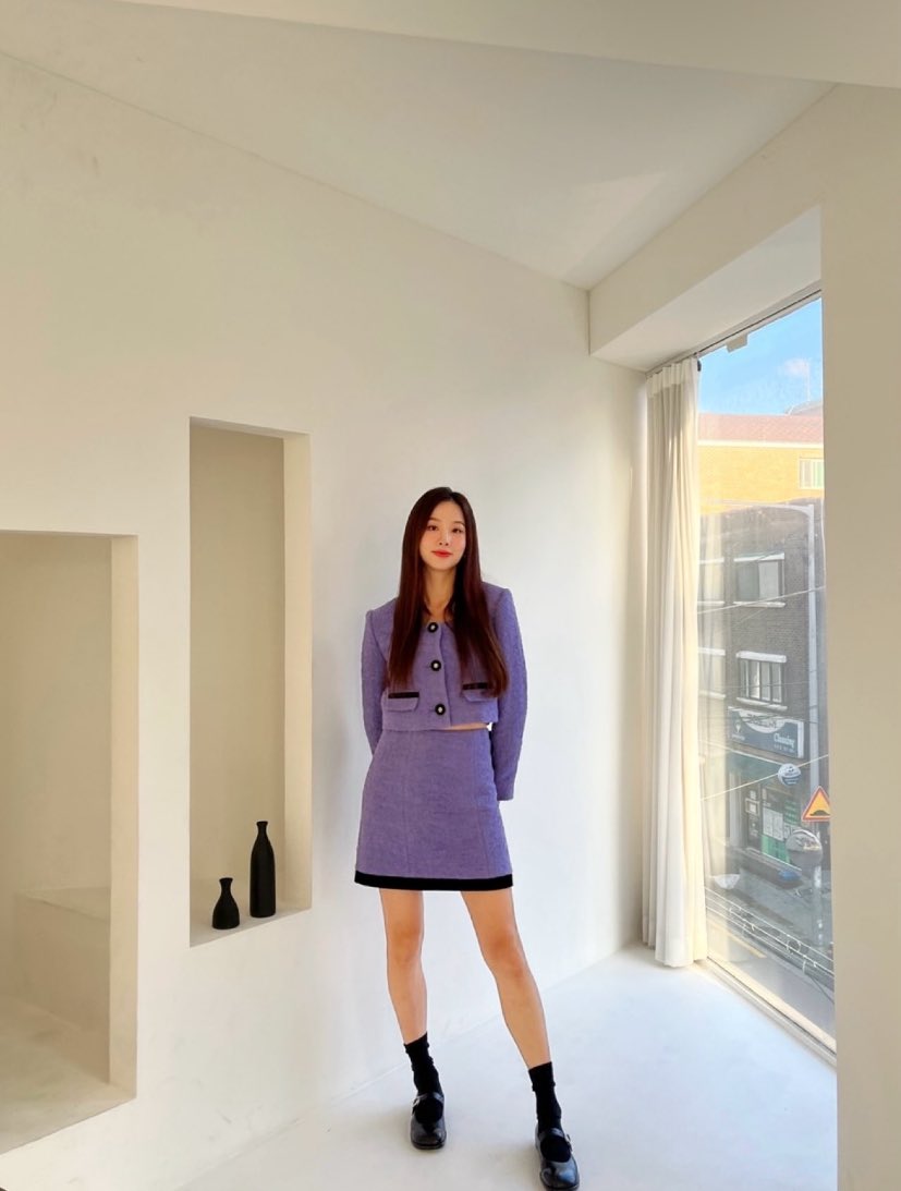 clown__nation's tweet photo. you are such a talented woman and you’ve always worked so hard in everything that you do. you’re also an amazing leader and I hope you’re having a wonderful day today. happy birthday solji 💛🩷💜🎂🎂🎂

#HappySoljiDay 
#EXID https://t.co/BHio6QFpIA