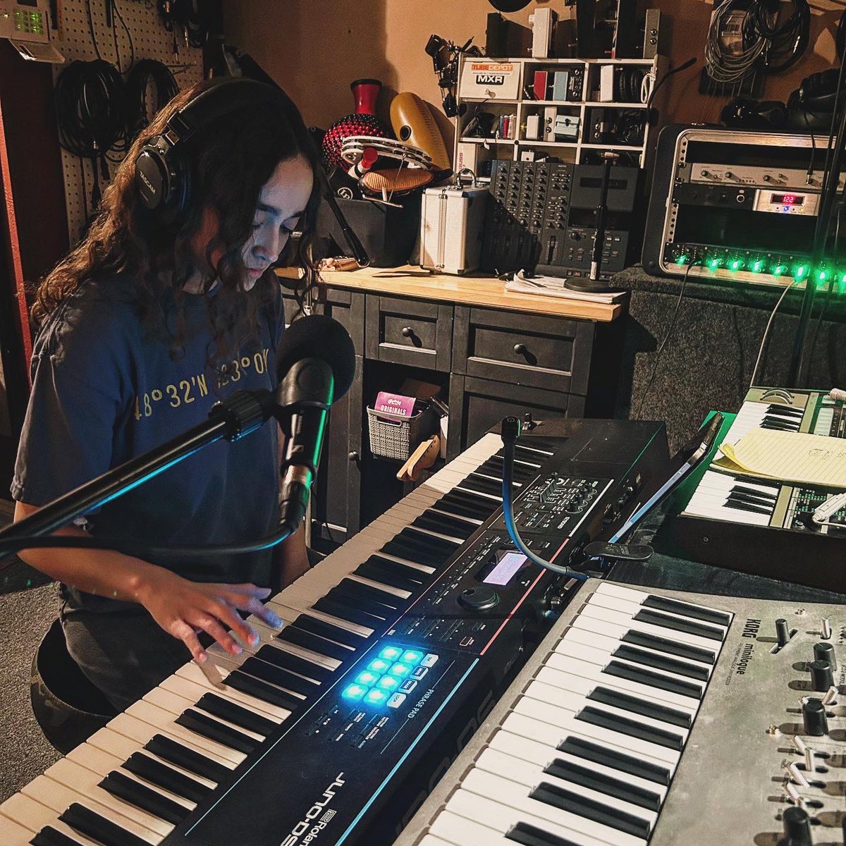 RainCatRecords's tweet photo. Working with @NatashaLuce 
Some beautiful songs coming your way! https://t.co/mydeYG6A1W