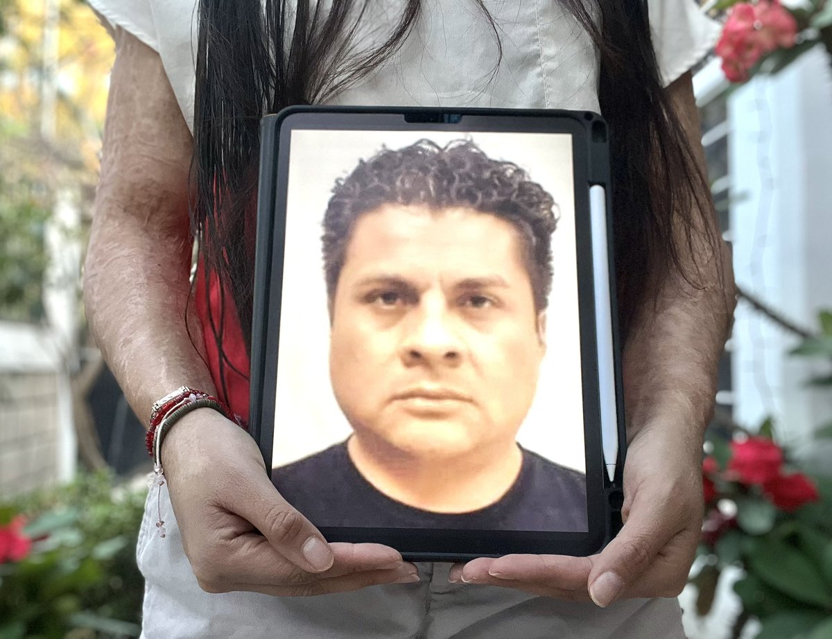 #Hoy se cumplen 4 años 4 meses.
Juan Antonio Vera Hernández alias #TonyVera sigue prófugo de la justicia.

🔺Él, junto a su papá #VeraCarrizal y tres agresores materiales (vinculados a proceso) me intentaron matar con #ácido sulfúrico 98% puro el 9 de septiembre de 2019.

‼️Miren