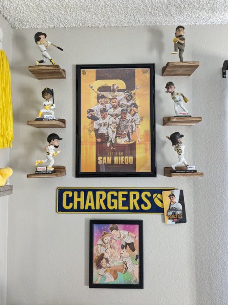 cotuo_san's tweet photo. Check this out!! I'm very happy and can't believe that this artwork is displayed wonderfully🤎💛👏😭Thank you so much @OoRahBay 🥹✨ https://t.co/qAxIHZTyMw