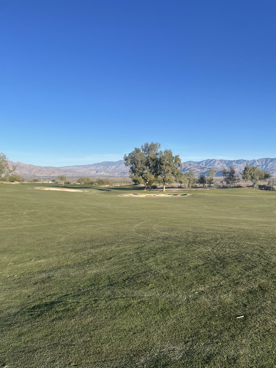 DLatshawTurf's tweet photo. Awesome but chilly morning spent with Willie Lopez at Rams Hill. Was extremely impressed with how well TifTuf is maintaining its color with such low temps as well as how pure non overseeded Mini Verde greens roll. Some great trends to save water. https://t.co/S5dQA8LU2j