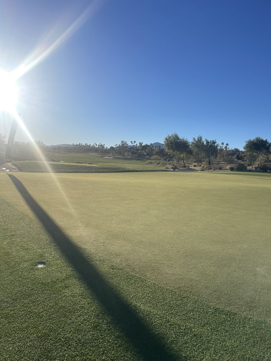 DLatshawTurf's tweet photo. Awesome but chilly morning spent with Willie Lopez at Rams Hill. Was extremely impressed with how well TifTuf is maintaining its color with such low temps as well as how pure non overseeded Mini Verde greens roll. Some great trends to save water. https://t.co/S5dQA8LU2j
