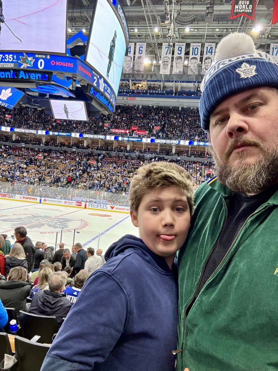 We out here for the BIG W  on a school night!!  #leafsforever #glg