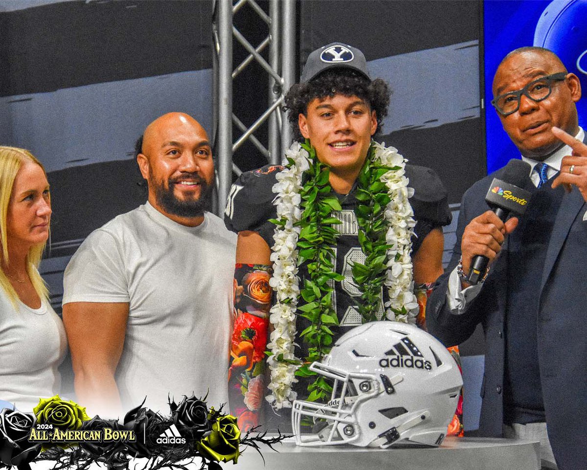 AABonNBC's tweet image. Family Man 🤝 

#AABCO2ON4TION 👑🌹🏈

#AllAmericanBowl 🇺🇸 @adidasFballUS