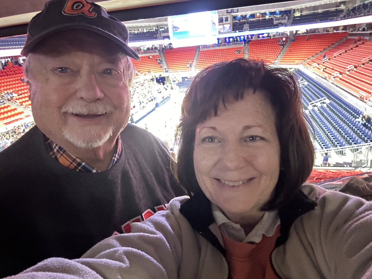 carolwaltonpool's tweet photo. #WarEagle 💙🧡🏀🧡💙 https://t.co/gYYteN2Dvx