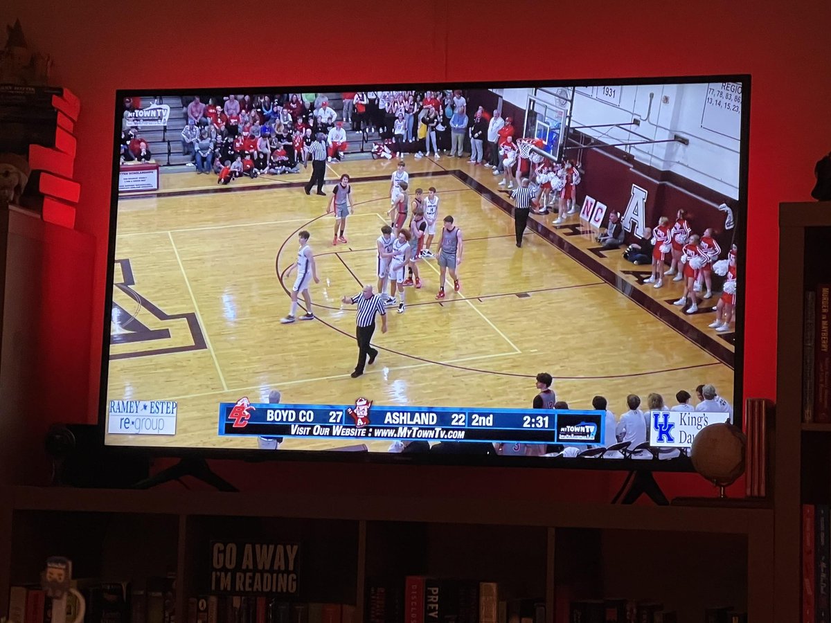 HamiltonatBCHS's tweet photo. I love getting to watch these Lions! https://t.co/XNczIFARau