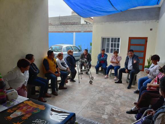 NereoVerde's tweet photo. Acudí a Santa María Cuevas para convivir en unidad, mantener nuestras tradiciones y partir nuestra rica Rosca de Reyes 👑👑👑
🥰❤️🐜Gracias por la invitación a mis vecinas y vecinos de #Zumpango

#zumpangoconnereo #santamariacuevas #TocandoCorazones https://t.co/zq8hmYNLu2