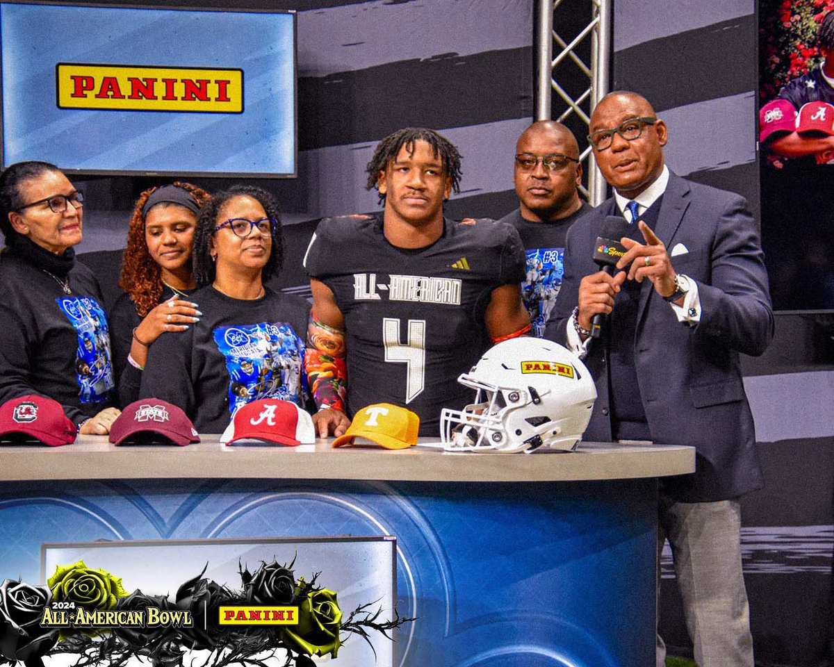 AABonNBC's tweet image. Tuscaloosa is Next  🐘 

#RollTide 

#AABCO2ON4TION 👑🌹🏈

#AllAmericanBowl 🇺🇸 @PaniniAmerica