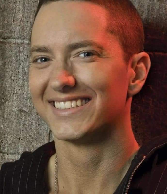 cheesus6669's tweet photo. @Eminem looking like L from stranger things 
Still a badass https://t.co/UEi1uSI0UI