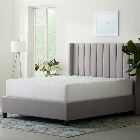 DealsAndMore5's tweet photo. 🛏️ Protect Your Sleep! Flash Deal: Dr. Oz Good Life Waterproof Mattress Pad for just $19 - Save $80! Sleep soundly with comfort and protection. #BeddingEssentials #SleepWell #MattressPad #affiliate
https://t.co/9Tfou8f94U https://t.co/krKLrwWhpL