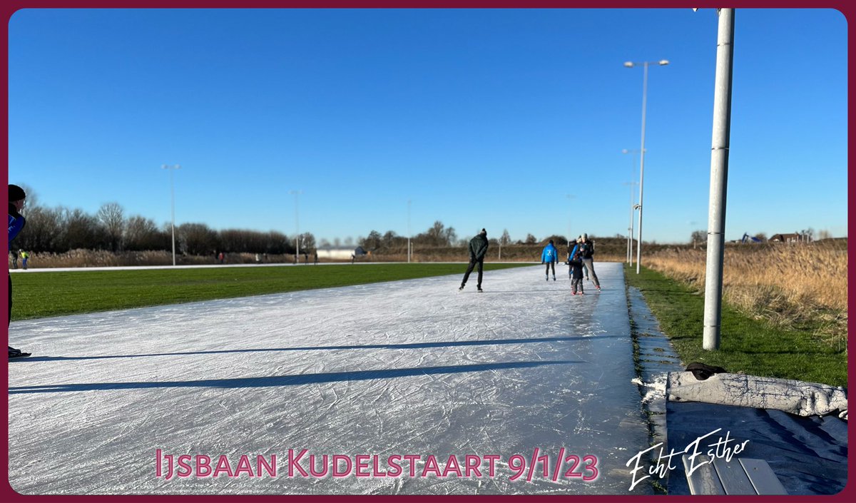 Echt_Esther's tweet photo. #natuurijsbaan #Kudelstaart @Aalsmeer_NL #ijspret #schaatsen #mooiweer https://t.co/uG9Yt3EsLq