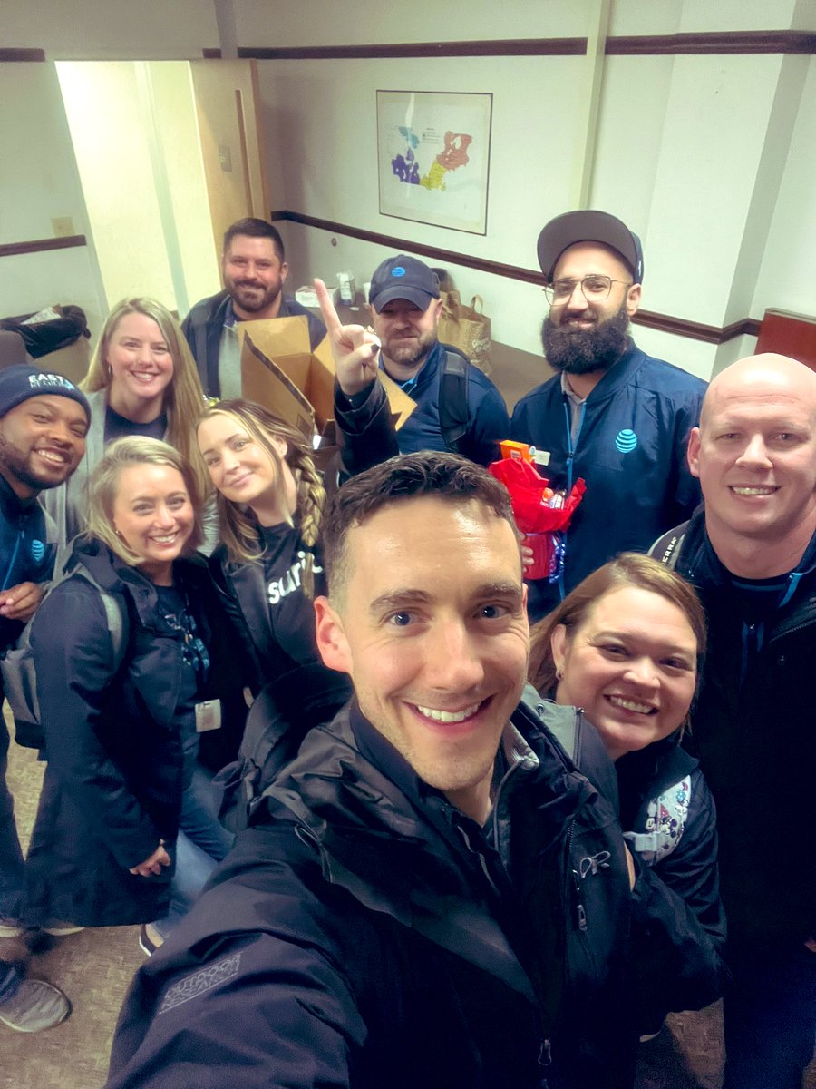 Thank you for the hospitality, the laughs, & the EneRgy the last two days @arsmlaurie & team STEAMROLL🚂 I can’t wait to watch this team elevate in 2024💪🏻 #HustleMuscle #99ProbsHTPaintOne™️ #Protect #Connect #Support #LifeAtAtt #YearOfTheExpert #GoBeGr8