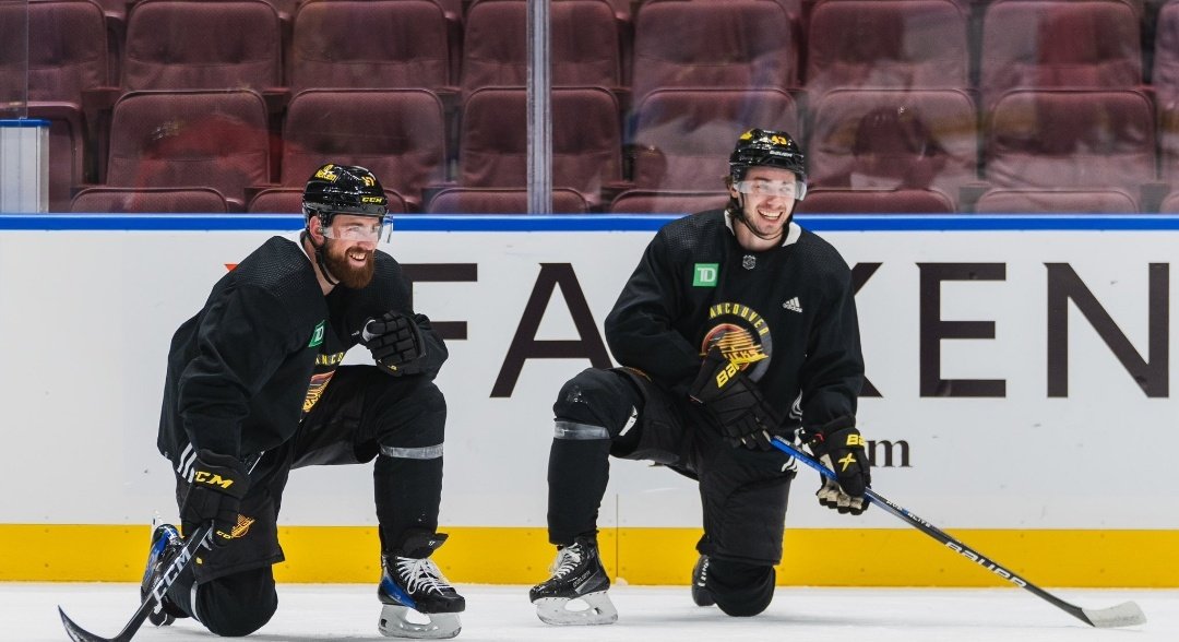 rude_canuck's tweet photo. BEST PAIRING IN THE LEAUGE #canucks https://t.co/AerxZW4A60