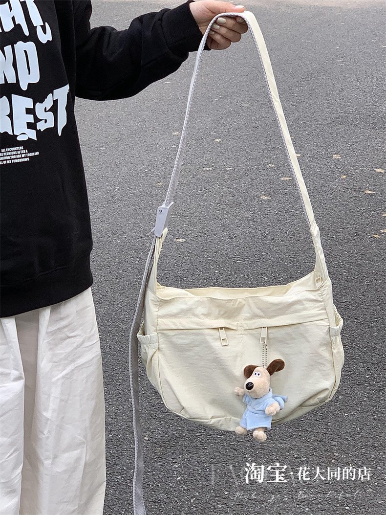 Coopershopp's tweet photo. #พร้อมส่ง กระเป๋าสะพาย Puppy Bag 230.-🐶🧁
💖ขนาด 33*22 cm
💖ipad air แท่งไฟ ใส่ได้
💖สายยาว 115 cm ปรับได้ค่า
💖เปิด-ปิดด้วยซิป ด้านในมีช่องและซับใน
💖วัสดุ ผ้าไนลอน(กันน้ำประมาณนึงค่า)
💖สีเขียว สีดำ สีฟ้า สีส้ม สีครีม
.
.
#กระเป๋า #กระเป๋าสะพายข้าง #กระเป๋าแฟชั่น https://t.co/tD6G07CSzU