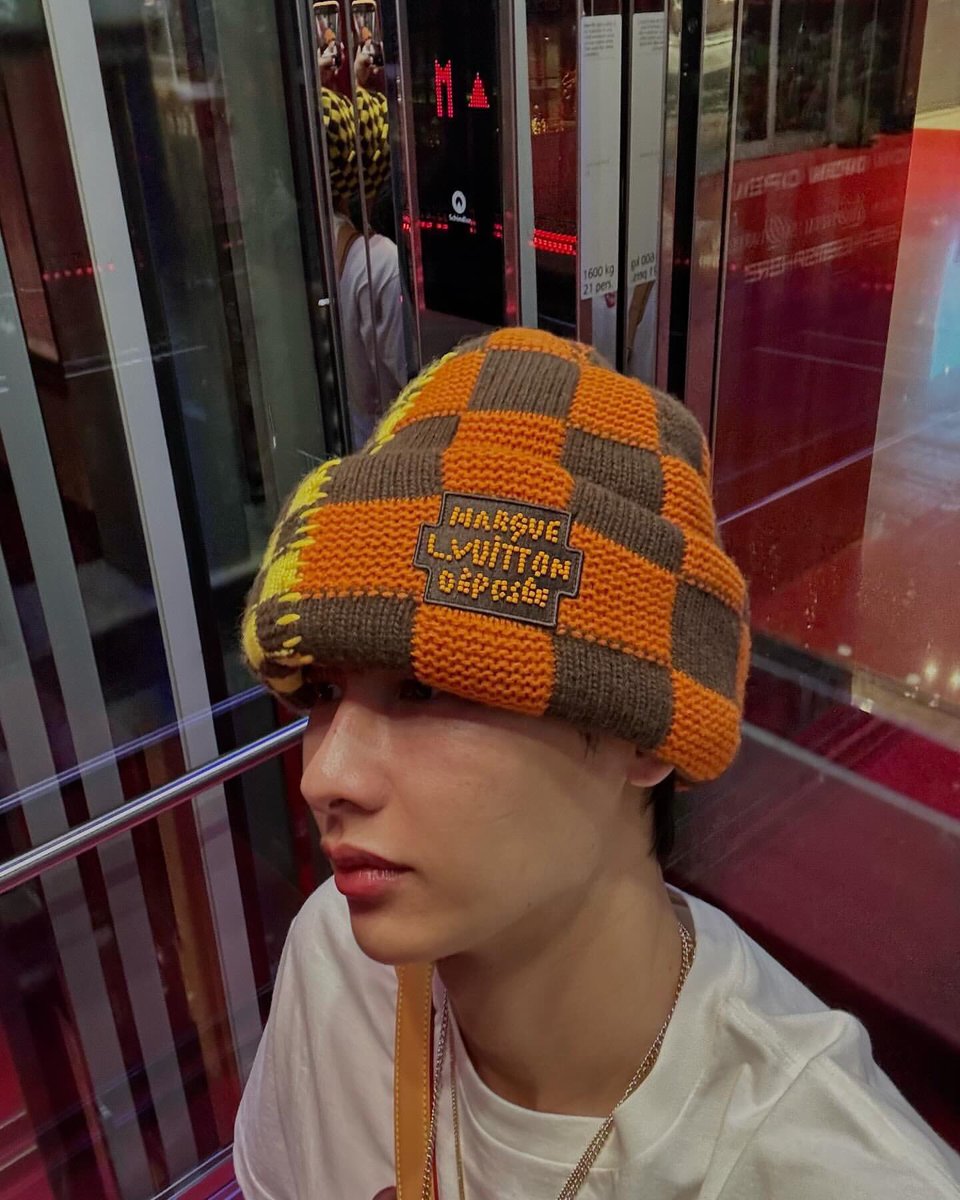 gunatpph's tweet photo. @AtthaphanP ig update
The best view 🌻
#gunatthaphan #gunatp https://t.co/gOL2vtvz6U