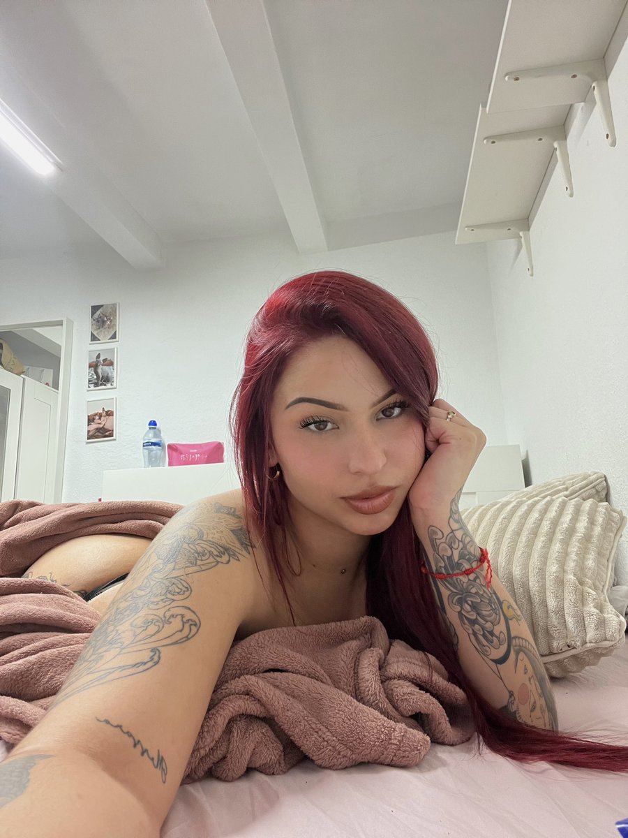 _andreeea00's tweet photo. Ahora soy pelirroja 😏 https://t.co/rsIX0XrqcU
