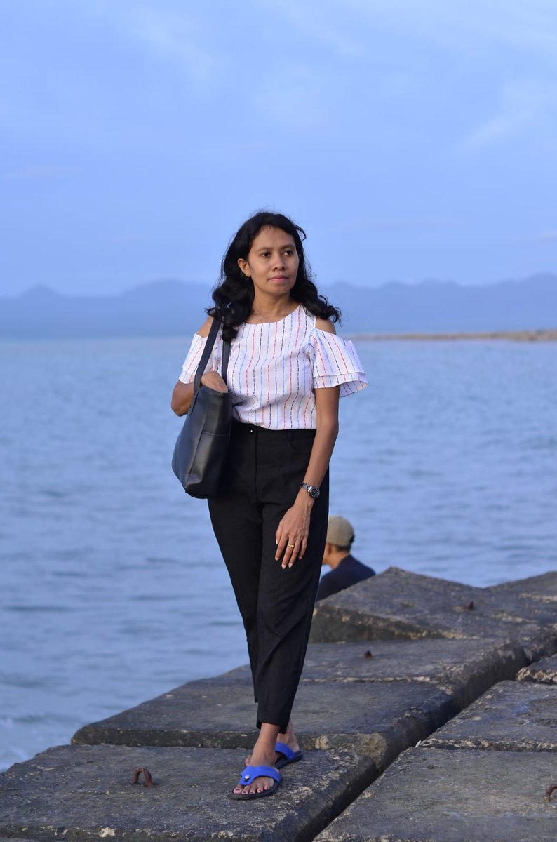MayantiMandasar's tweet photo. Selamat ulang tahun untuk diriku sendiri, semoga aku selalu menjadi pribadi yang lebih baik dari hari ke hari. Terima kasih atas semua pencapaian dan kegagalan yang telah aku alami, semoga semuanya membuatku menjadi lebih kuat. Aku berharap bisa terus dan meraih Impan #mybirth https://t.co/x1dnVowyZI